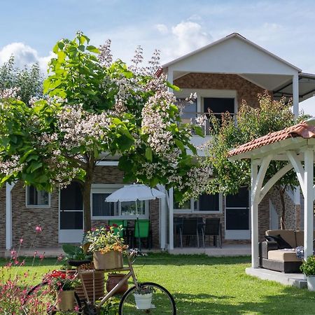 Estell Apartments Сикия Экстерьер фото