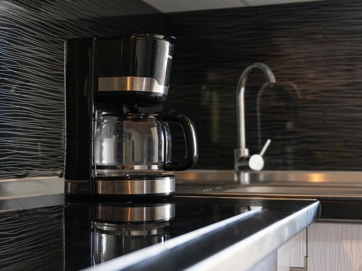 Estell Apartments Сикия Экстерьер фото
